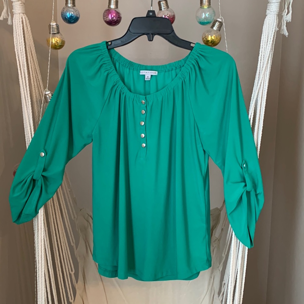 Notations- Medium- Women’s green/ silver button top